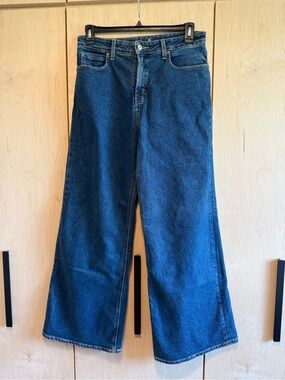 BNWOT Old Navy Sky High wide Leg Jeans